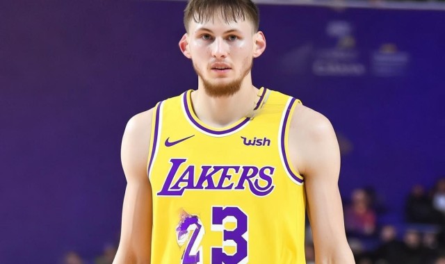 NBA湖人迎杨瀚森加盟：詹姆斯东契奇助力冠军梦想